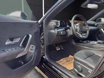 CLA 180 AMG Line Sportpaket Navi Digital Cockpit