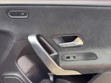 CLA 180 AMG Line Sportpaket Navi Digital Cockpit