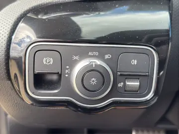 CLA 180 AMG Line Sportpaket Navi Digital Cockpit