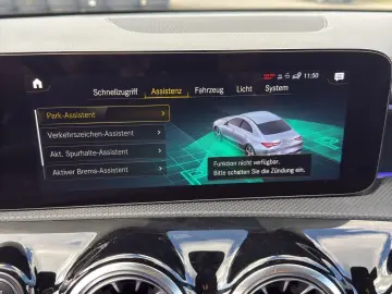 CLA 180 AMG Line Sportpaket Navi Digital Cockpit