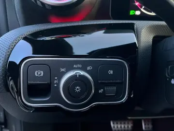 CLA 200 Coupé AMG-Adv  Night 19 WiP KeyGo Ambi