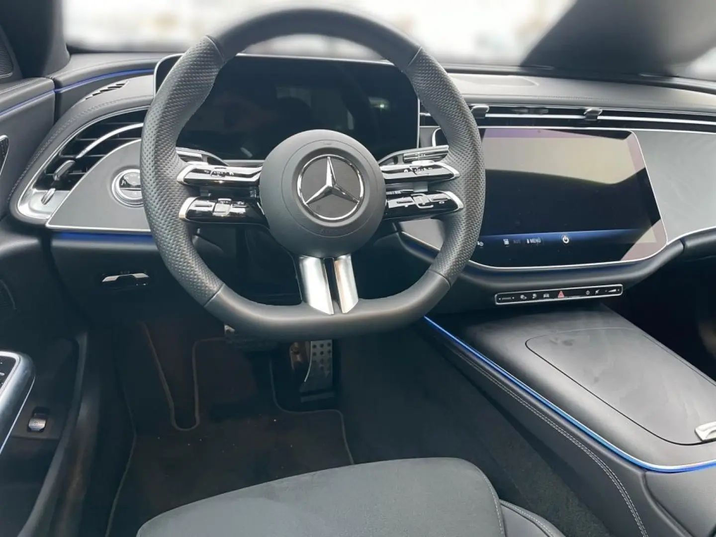 E 300 de AMG-ADV AHK LED DISTRONIC KAMERA SHZ