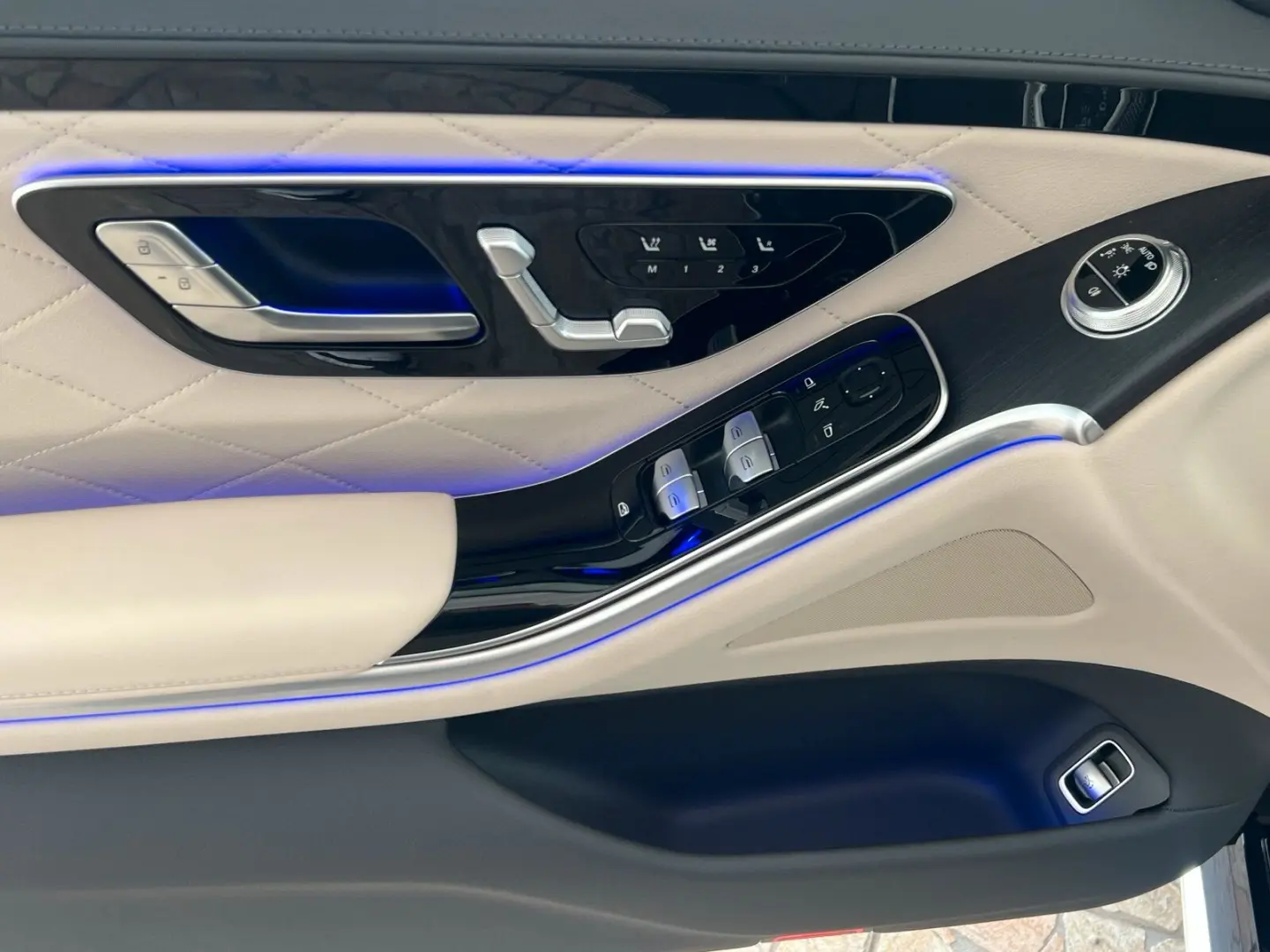 S 450 d 4M lang AMG Line Distronic Multibeam LED