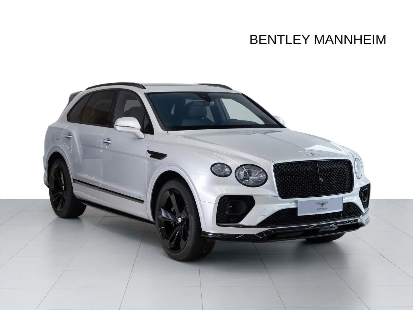 Bentayga V8 TOURING   NAIM   AHK   STANDHEIZUNG