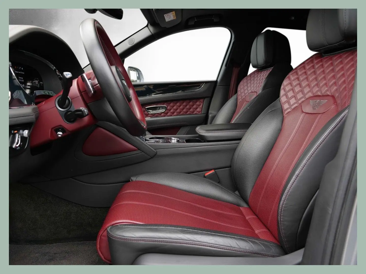 Bentayga V8 First Edition    BENTLEY DÜSSELDORF