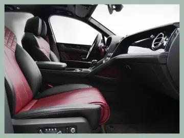 Bentayga V8 First Edition    BENTLEY DÜSSELDORF