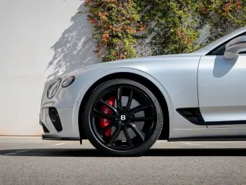 Continental GT V8 4.0 550hp