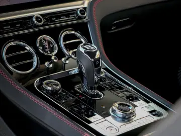 Continental GT V8 4.0 550hp