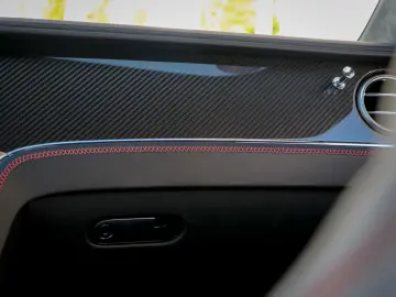 Continental GT V8 4.0 550hp