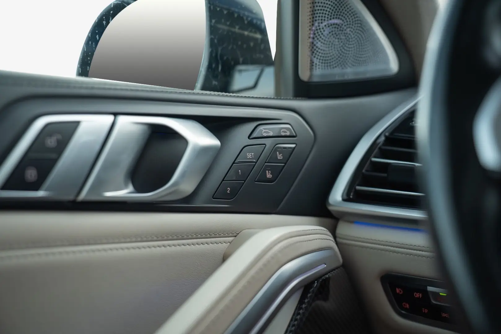 X6 xDrive40i MSPORT B&W LASER SKY CARBON MASS