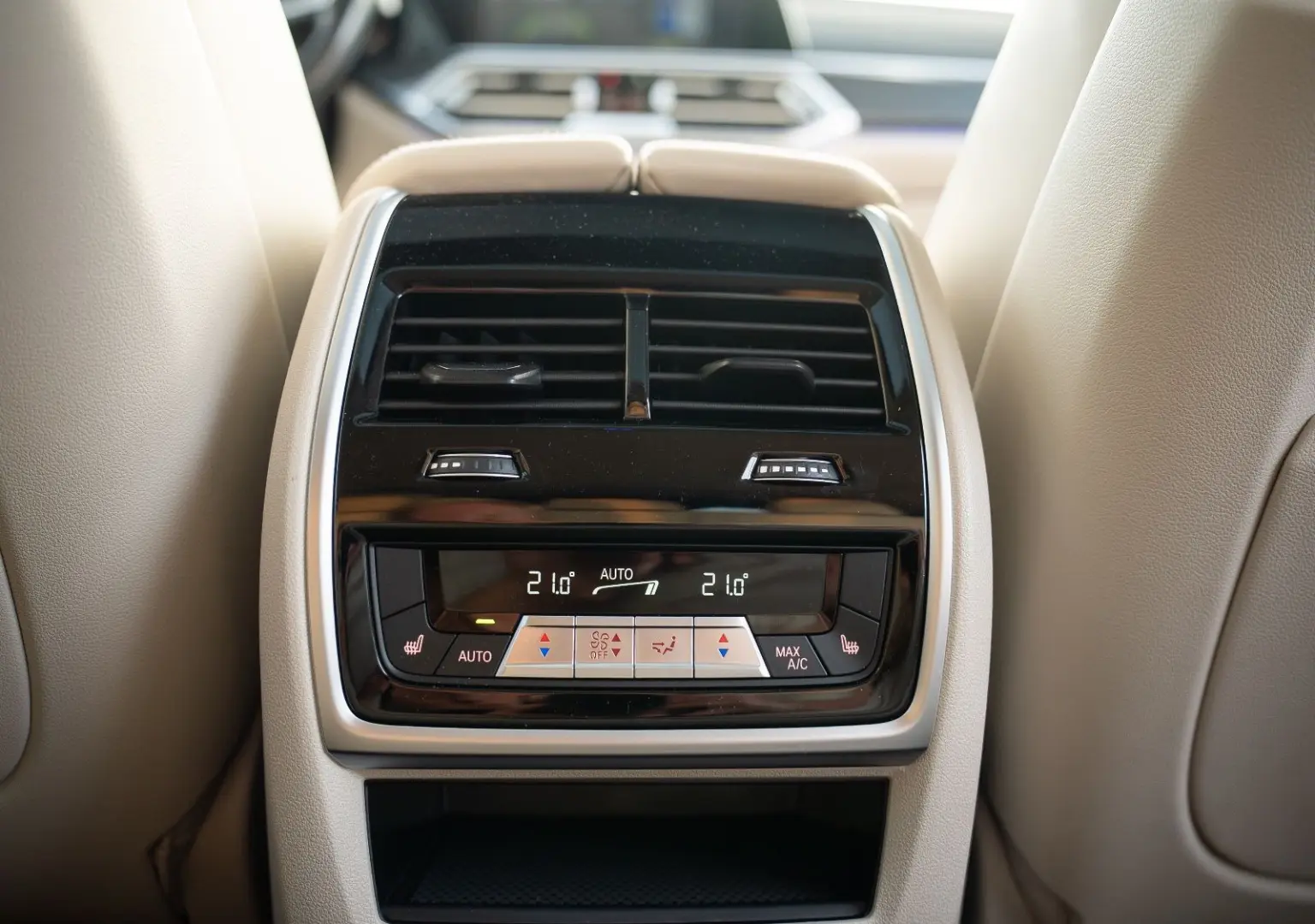 X6 xDrive40i MSPORT B&W LASER SKY CARBON MASS