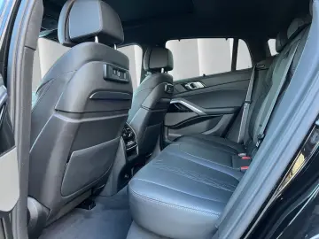 X6 xDrive 30d M Harman HUD 360 Sky Carbon