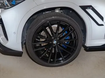 BMW X6 xDrive 30d M-Sport PANO AHK HUD 360  LASER