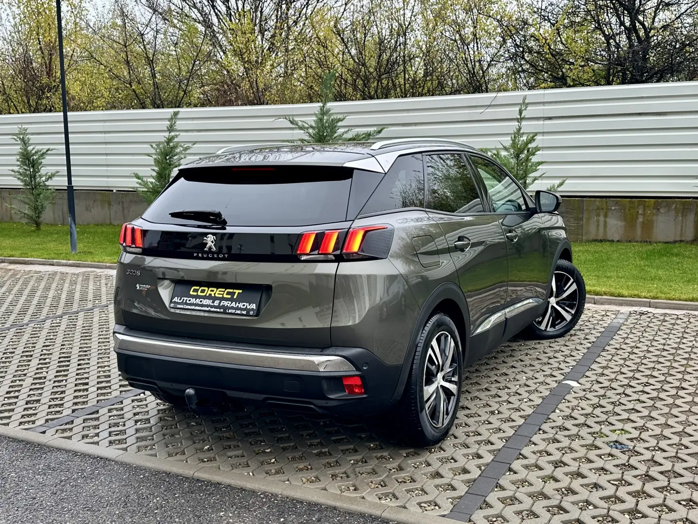 Peugeot 3008  Efectuat conversie  distribuție garantie rate