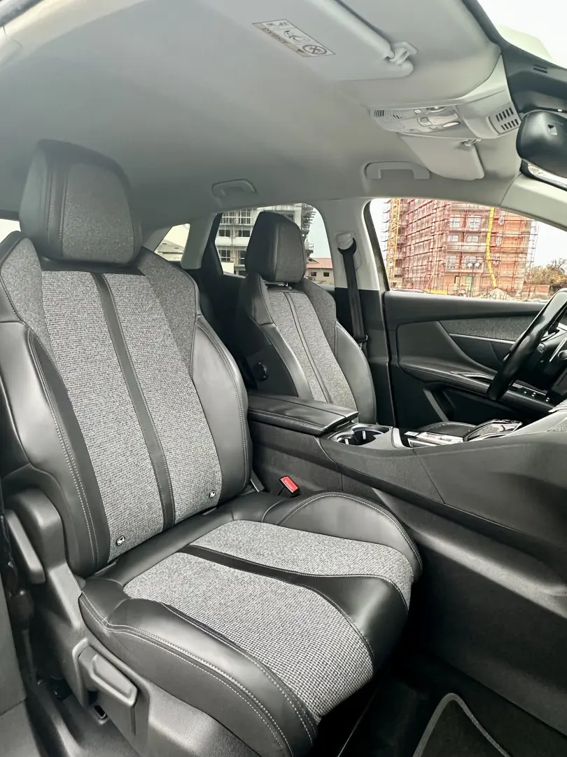 Peugeot 3008  Efectuat conversie  distribuție garantie rate