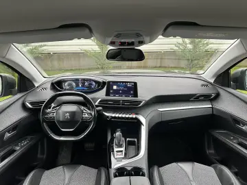 Peugeot 3008  Efectuat conversie  distribuție garantie rate