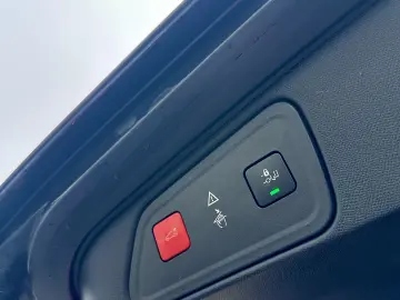 Peugeot 3008  Efectuat conversie  distribuție garantie rate