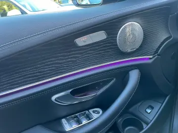 MERCEDES BENZ E 300de Lim AMG LINE