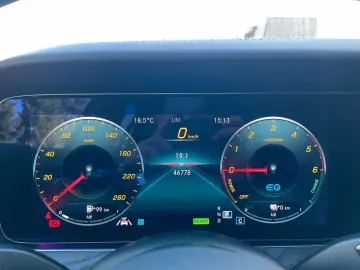 MERCEDES BENZ E 300de Lim AMG LINE