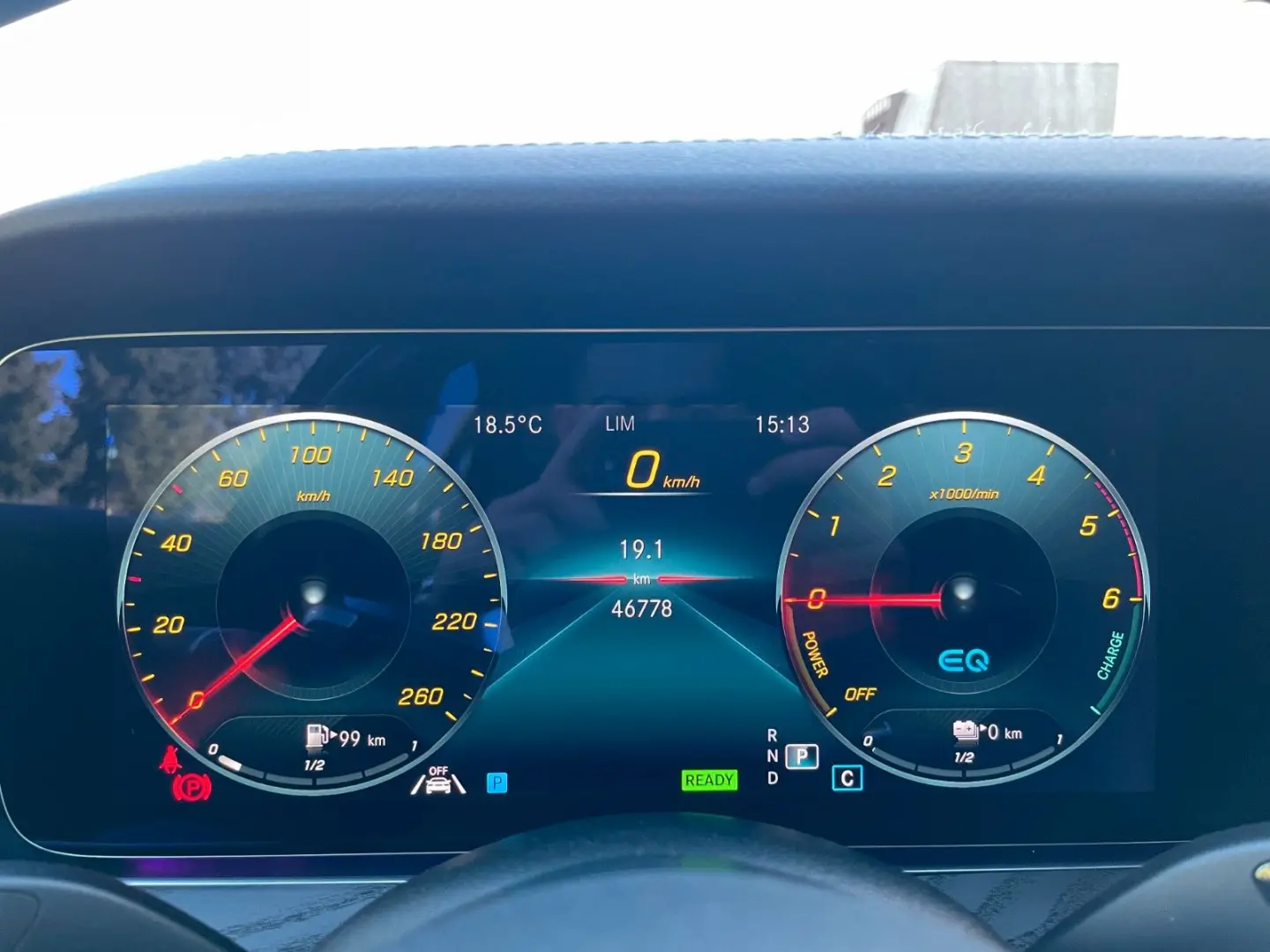 MERCEDES BENZ E 300de Lim AMG LINE