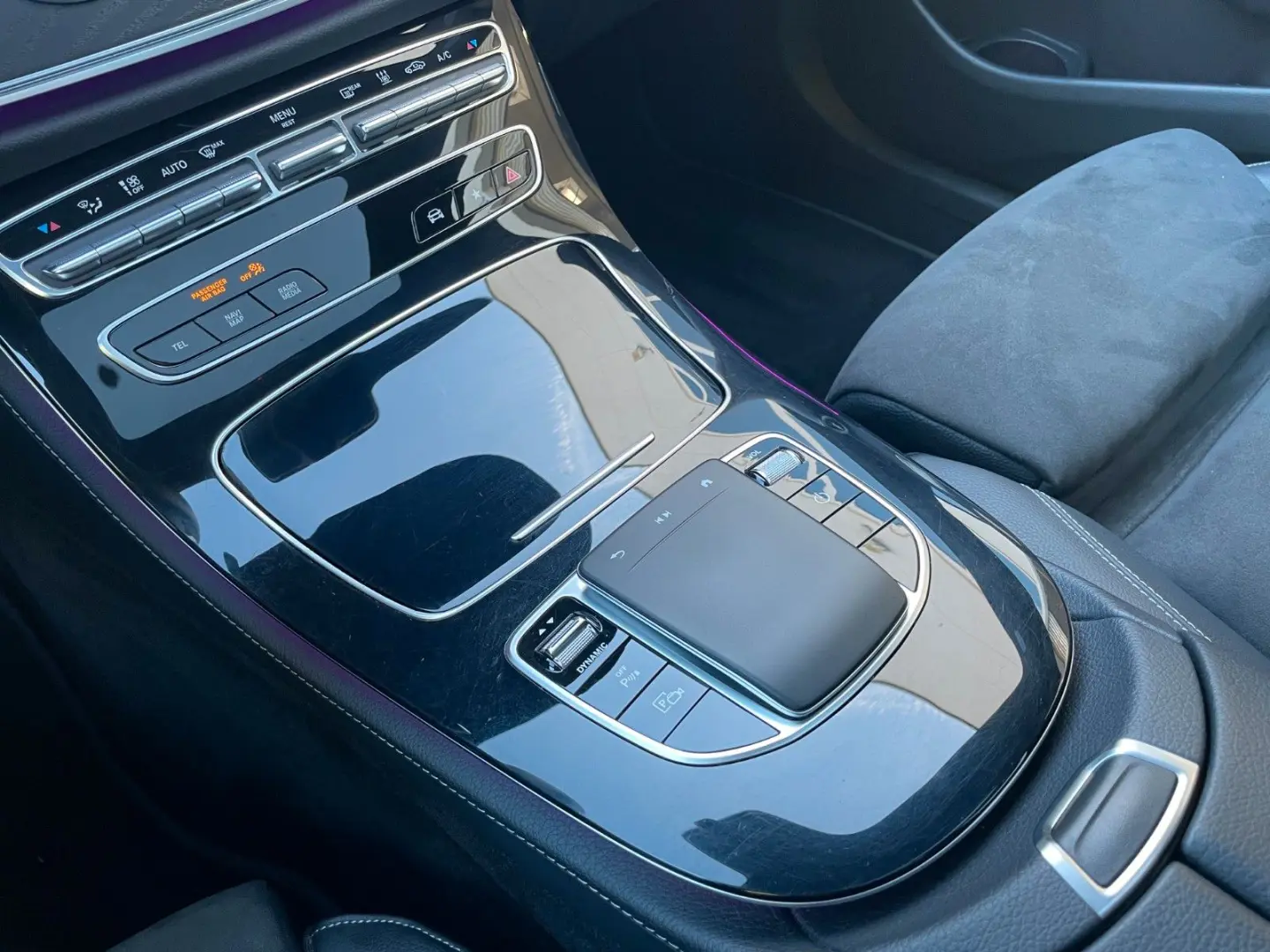 MERCEDES BENZ E 300de Lim AMG LINE