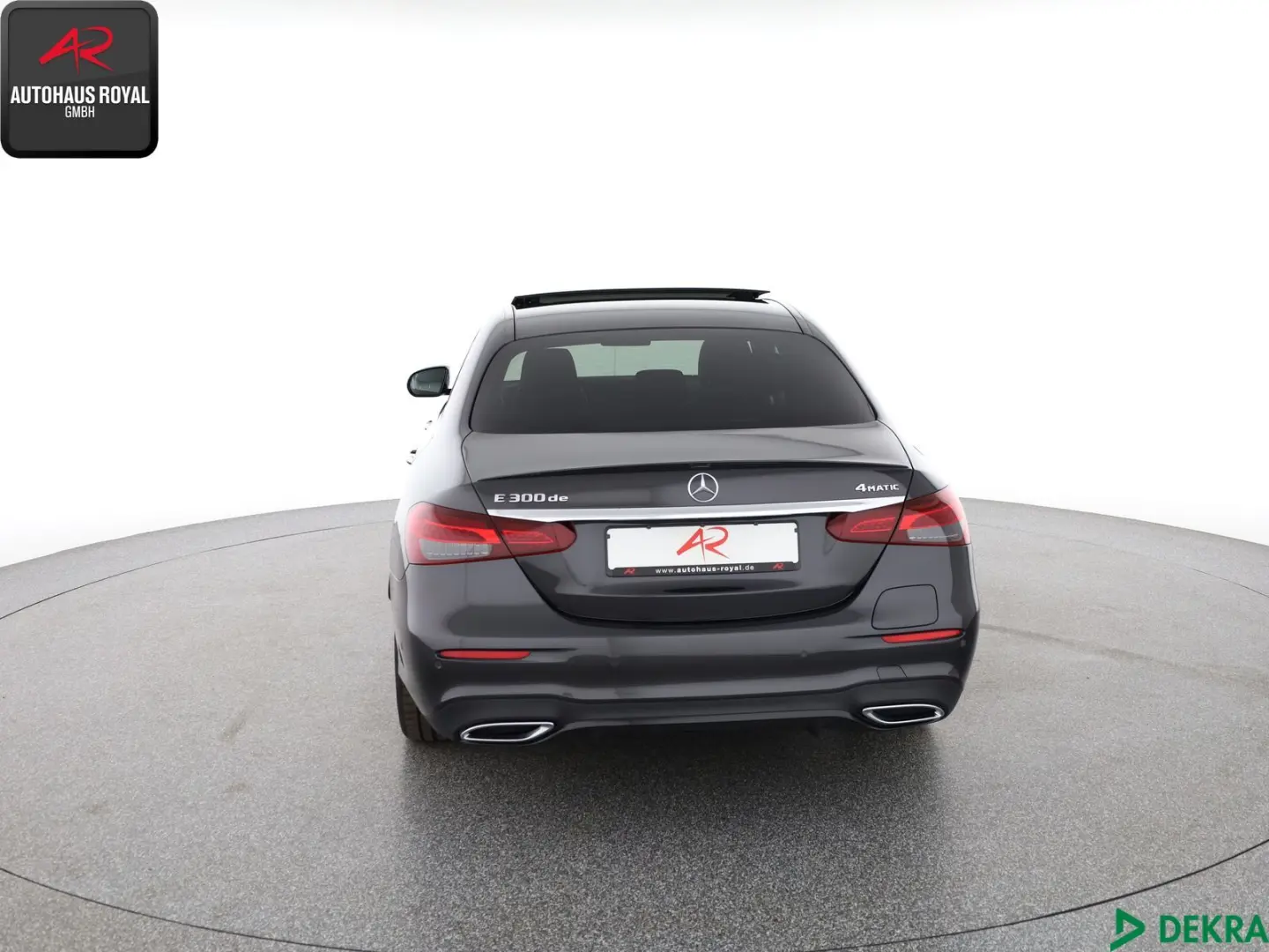 MERCEDES BENZ E 300 de 4M AMG