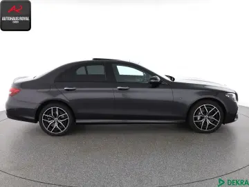 MERCEDES BENZ E 300 de 4M AMG