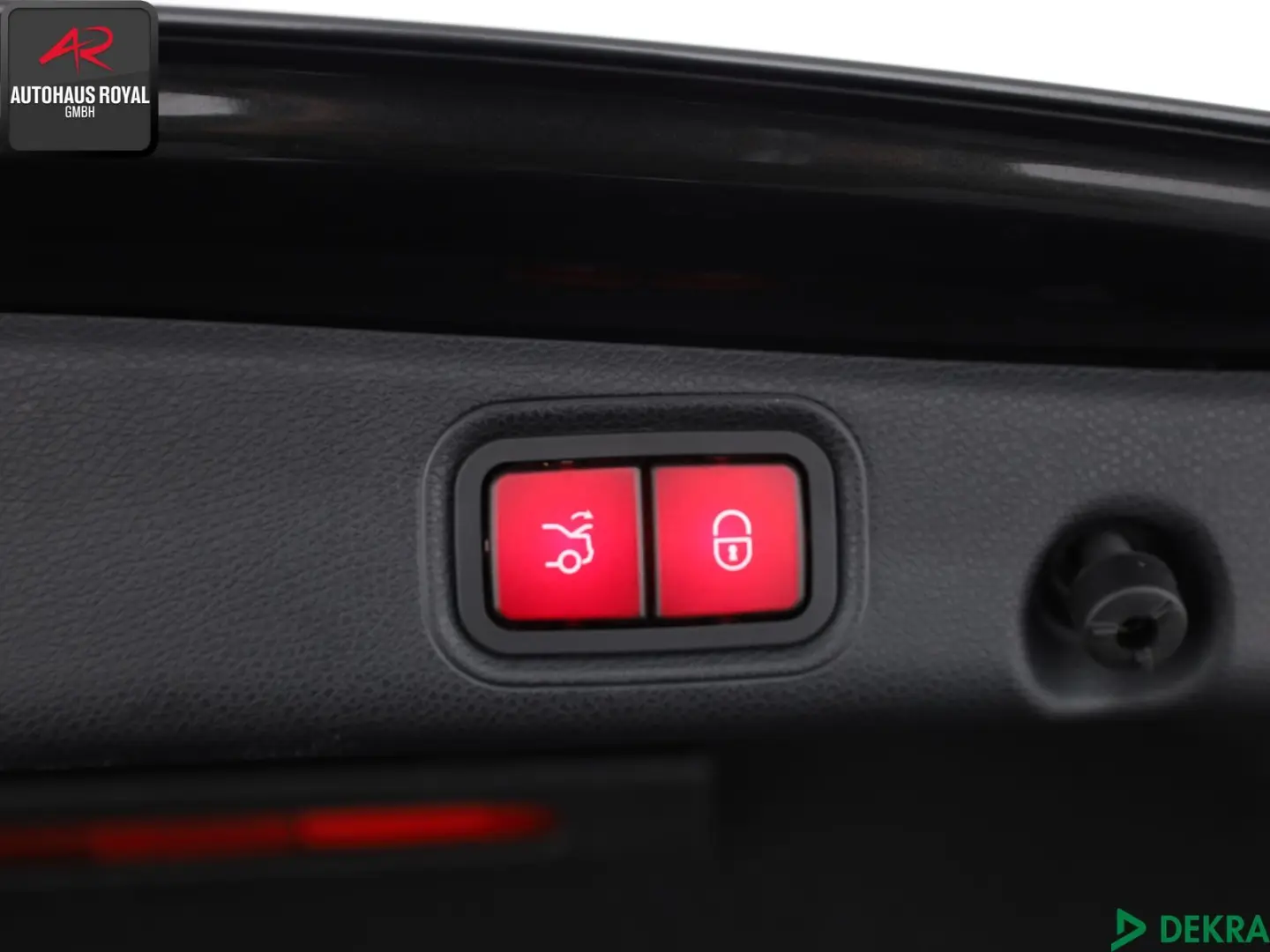 MERCEDES BENZ E 300 de 4M AMG