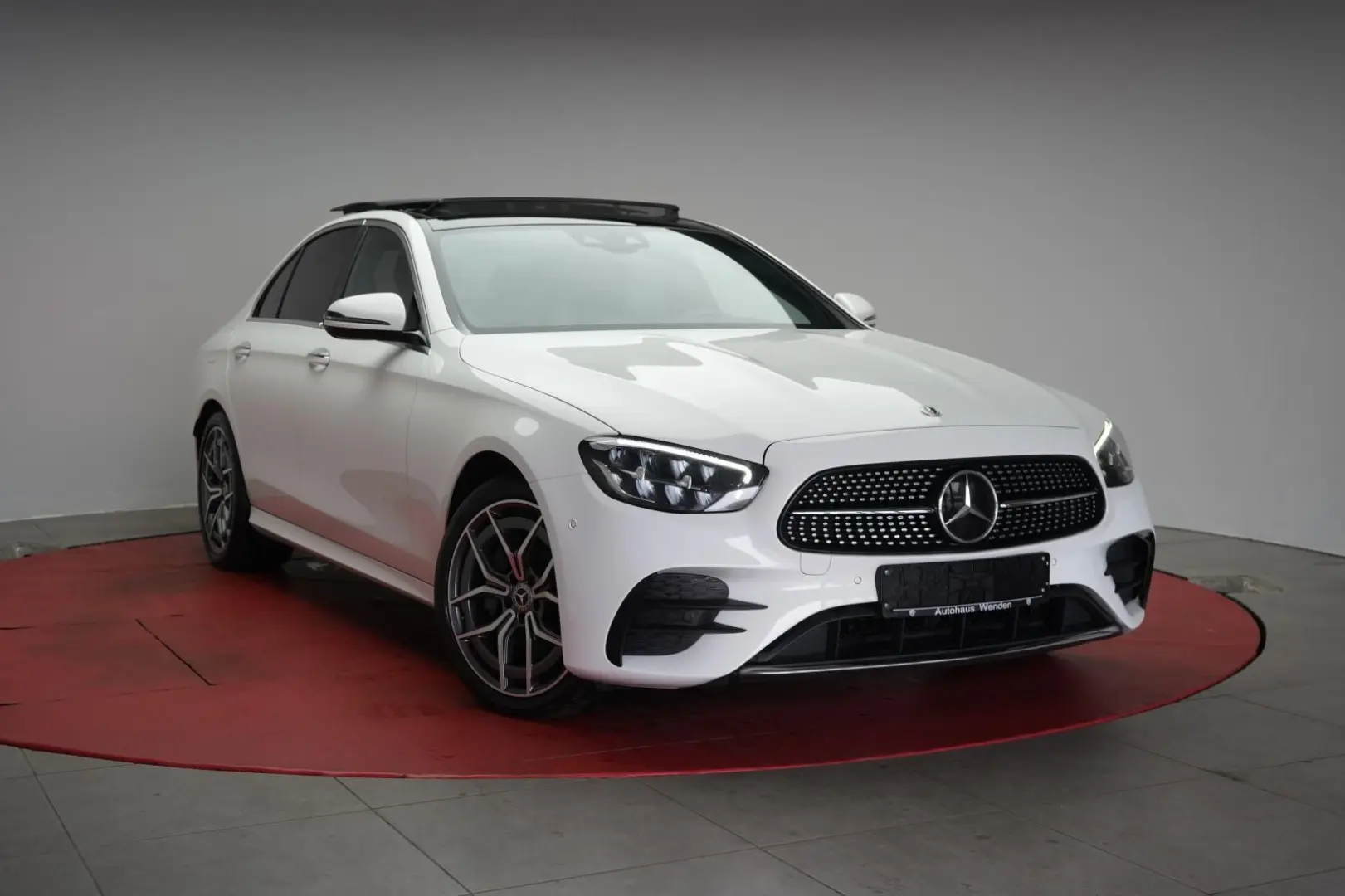 MERCEDES BENZ E 300 d  9G-Tronic AMG LINE