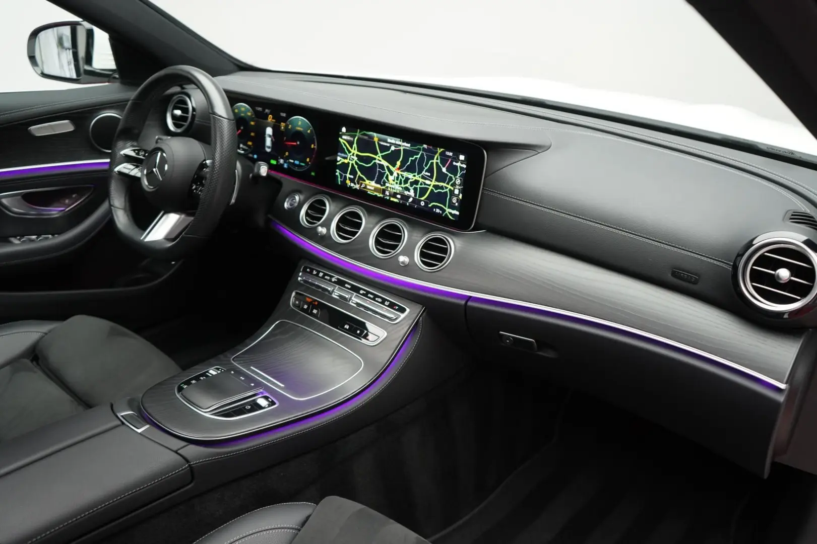 MERCEDES BENZ E 300 d  9G-Tronic AMG LINE