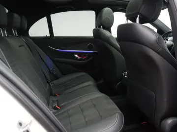 MERCEDES BENZ E 300 d  9G-Tronic AMG LINE