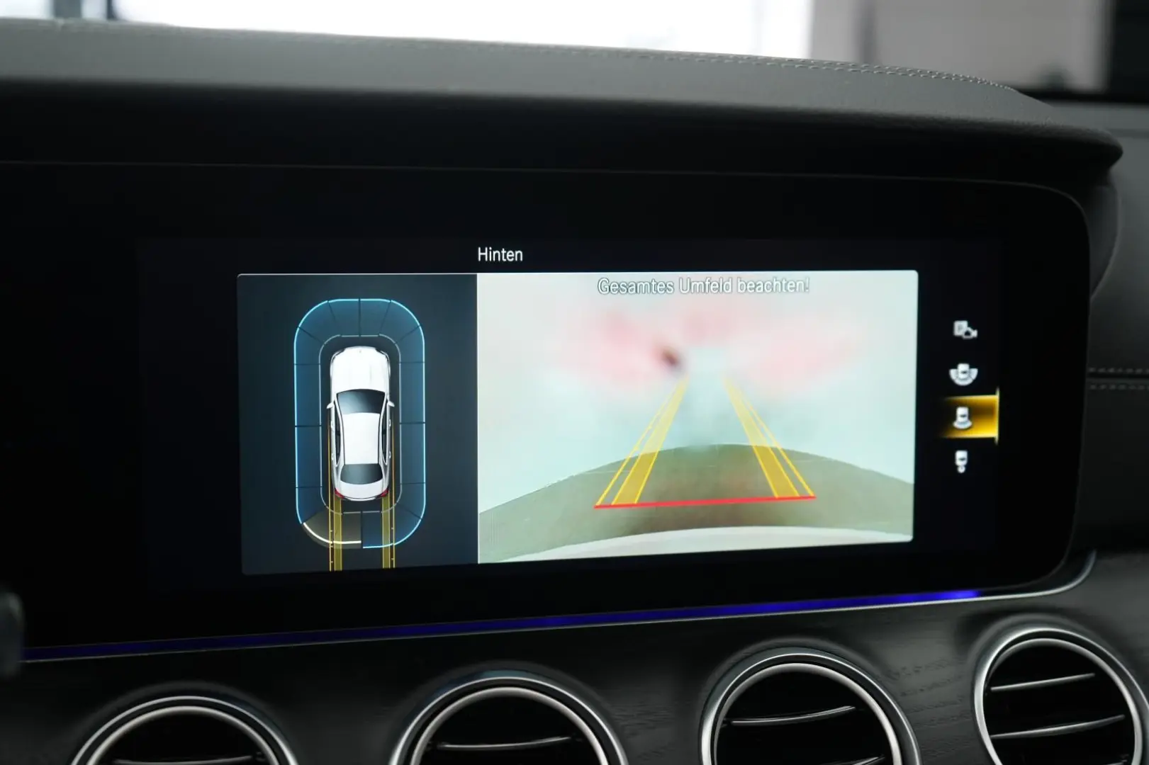 MERCEDES BENZ E 300 d  9G-Tronic AMG LINE