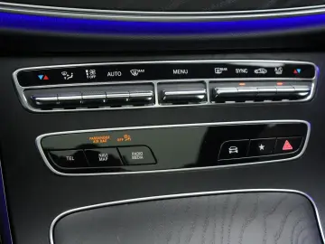 MERCEDES BENZ E 300 d  9G-Tronic AMG LINE