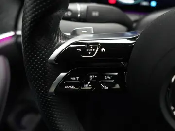 MERCEDES BENZ E 300 d  9G-Tronic AMG LINE