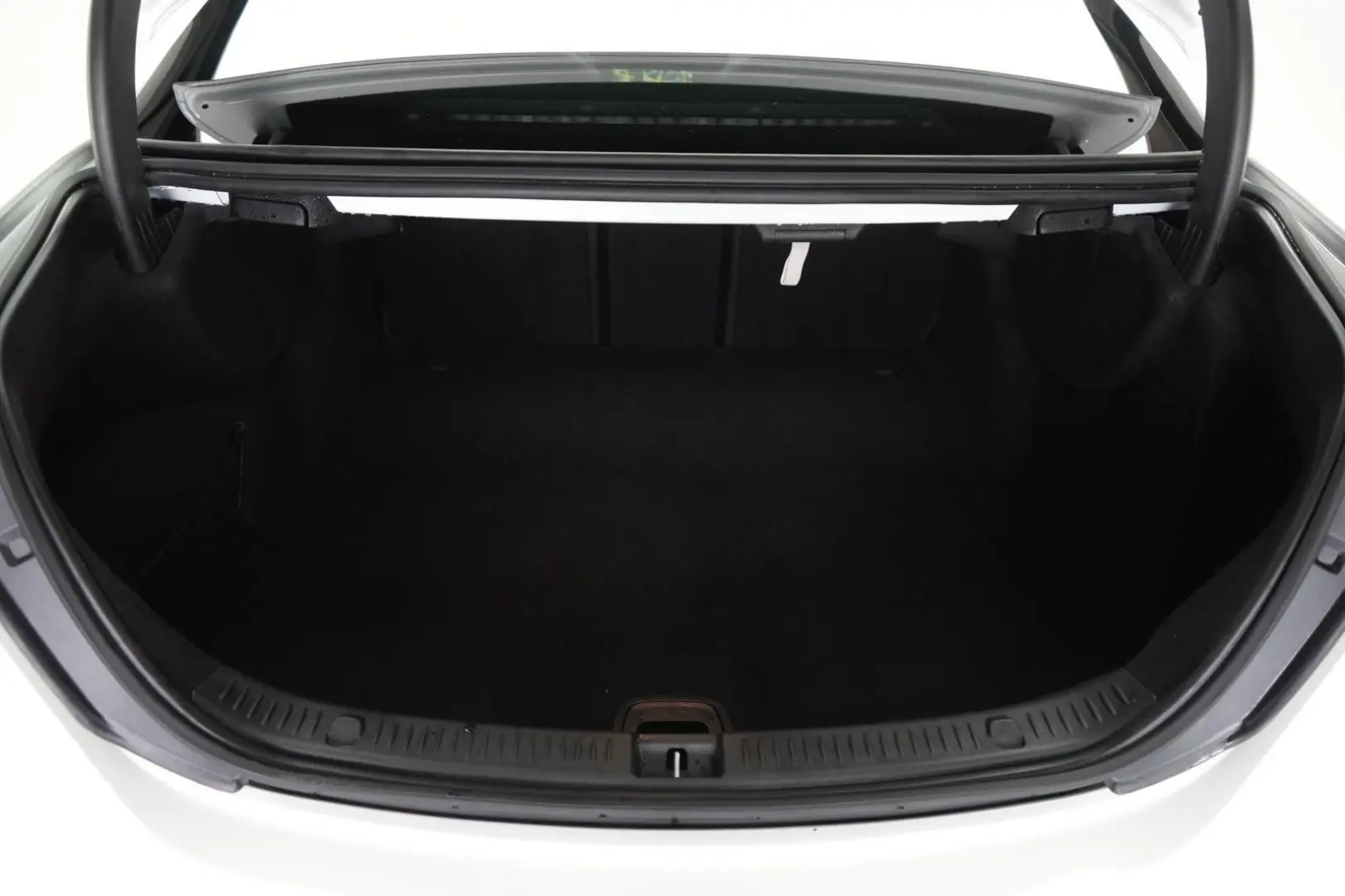 MERCEDES BENZ E 300 d  9G-Tronic AMG LINE