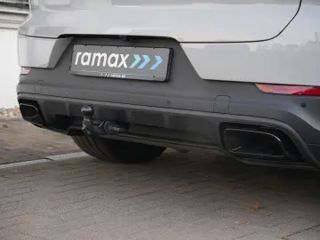 Porsche E-Hybrid Coupé