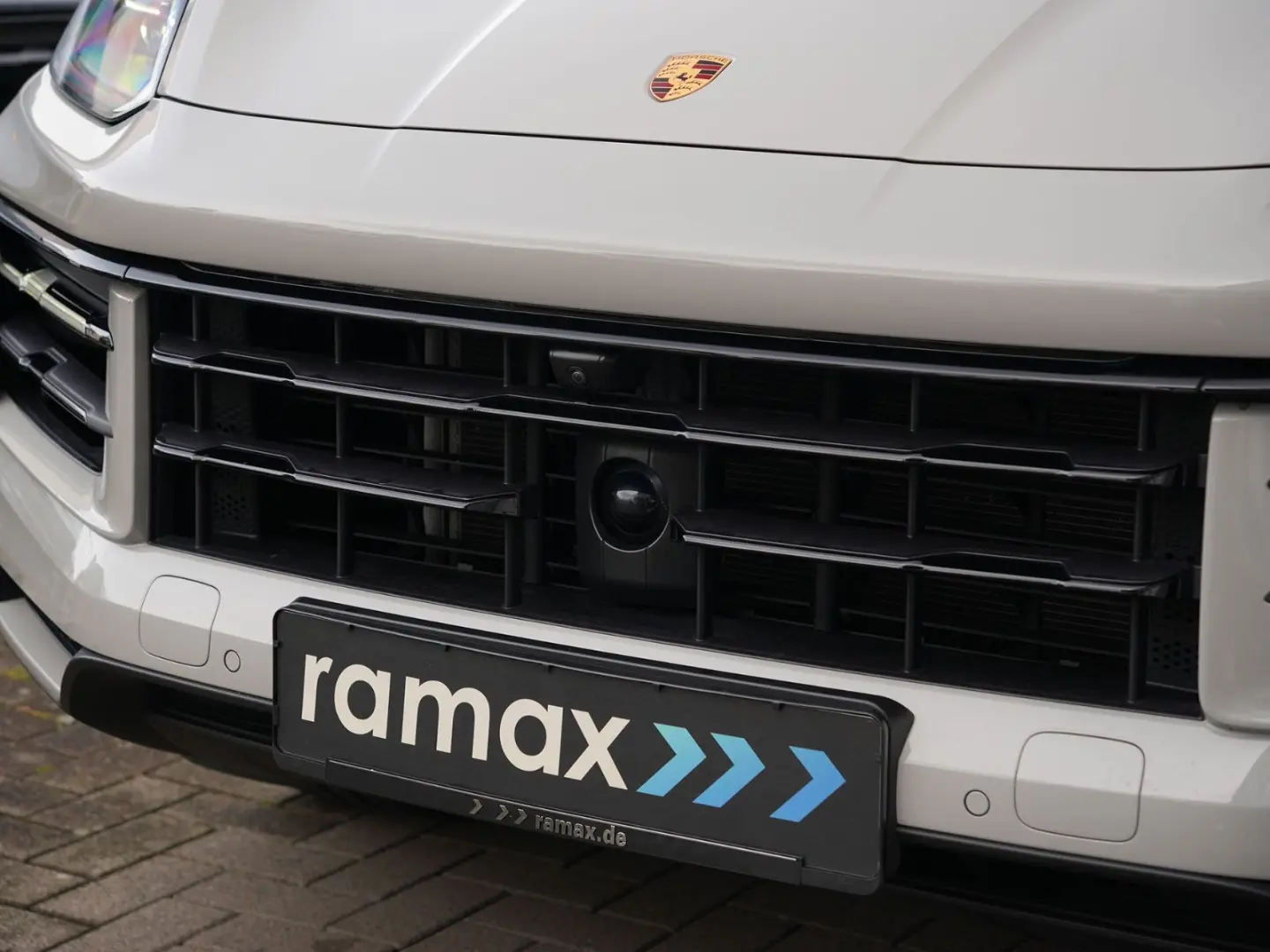 Porsche E-Hybrid Coupé