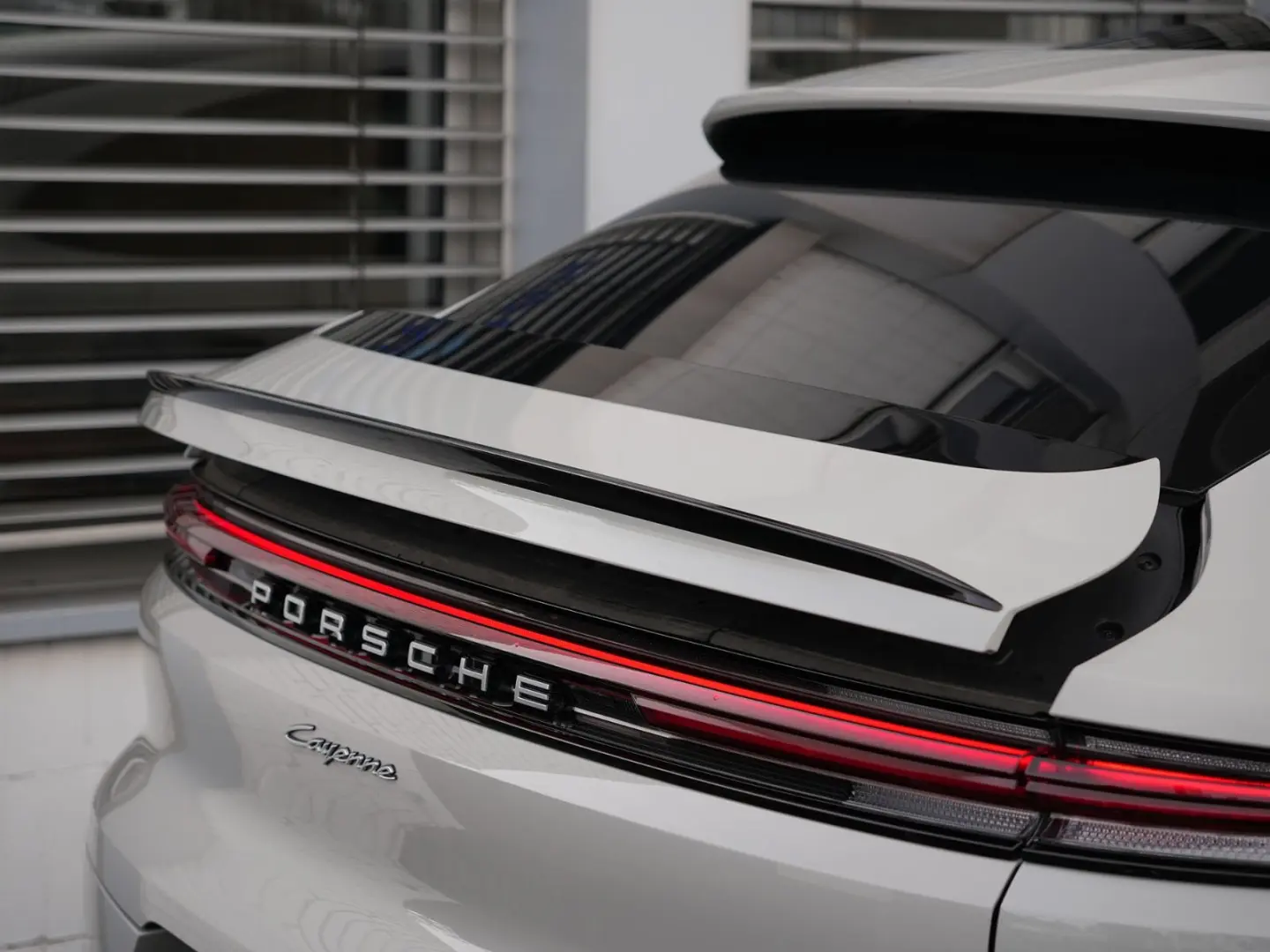 Porsche E-Hybrid Coupé