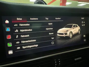 Porsche Cayenne Coupe E-Hybrid Platinum Edition