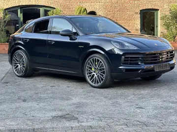 Porsche Cayenne E-Hybrid Coupe Platinum Edition