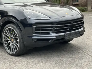 Porsche Cayenne E-Hybrid Coupe Platinum Edition