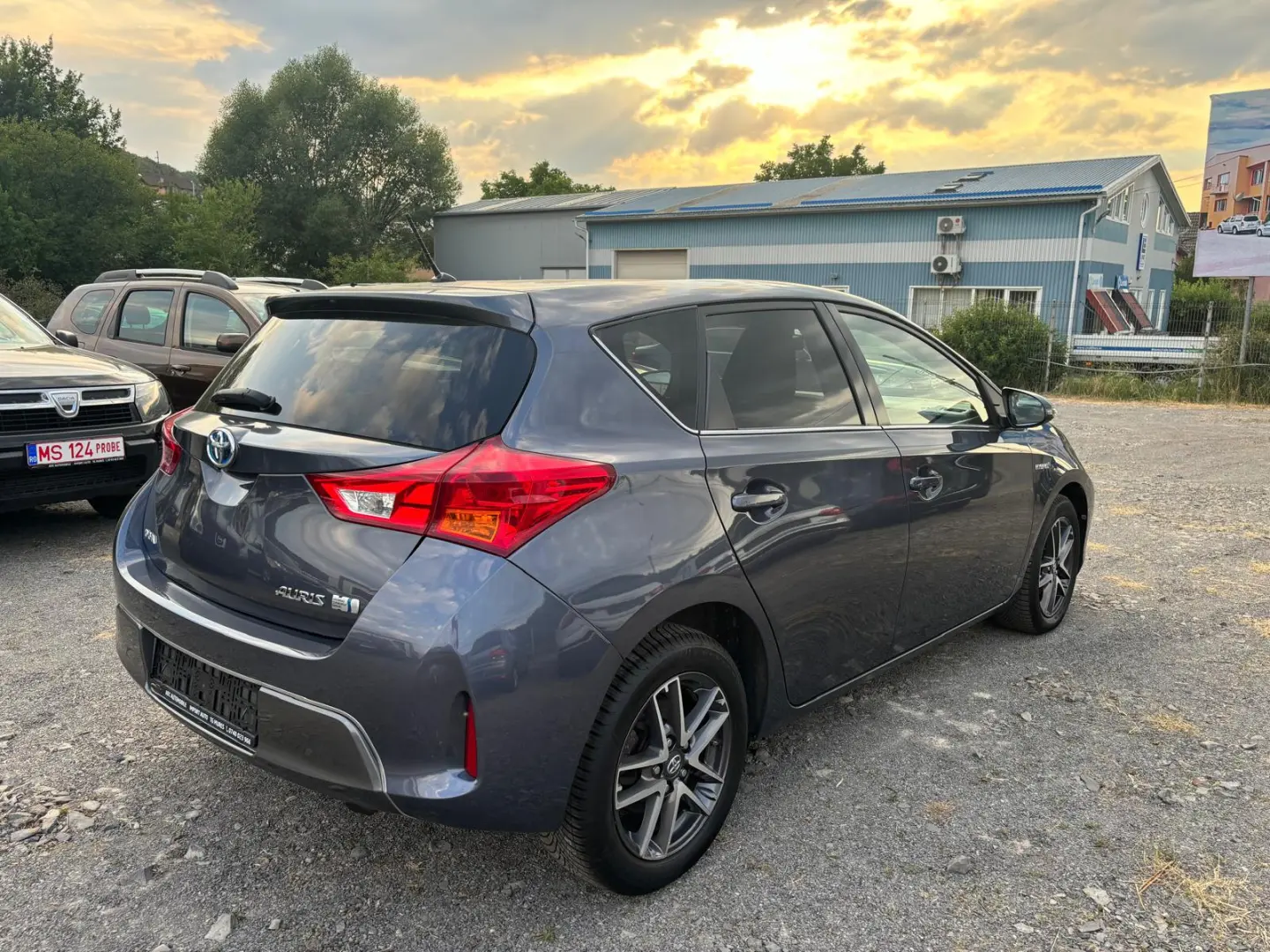 Toyota Auris 1.8 Hybrid Rate si Garantie