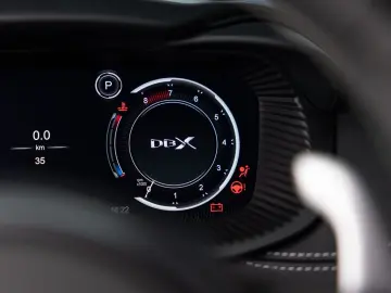 ASTON MARTIN DBX - Xenon Grey