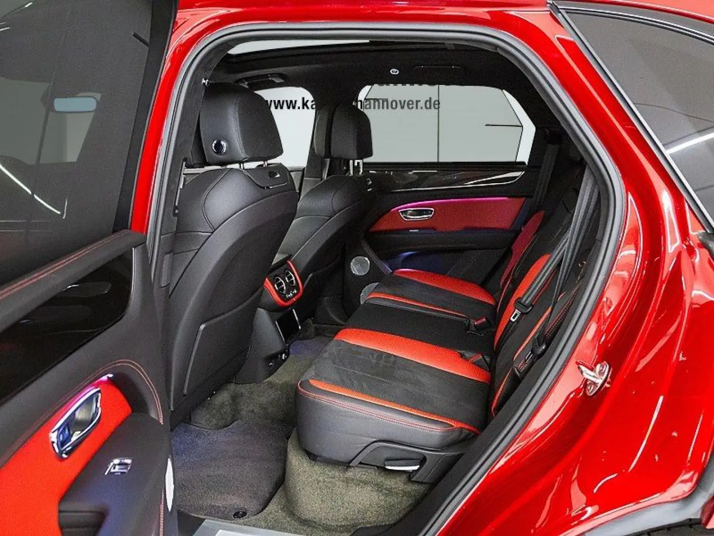 BENTLEY Bentayga V8 S  NAIM Carbon Styling