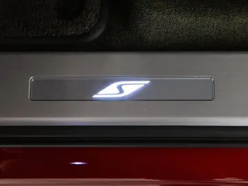 BENTLEY Bentayga V8 S  NAIM Carbon Styling