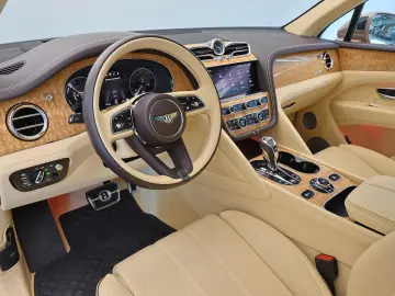 BENTLEY Bentayga Azure