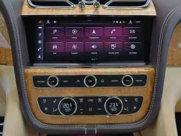 BENTLEY Bentayga Azure