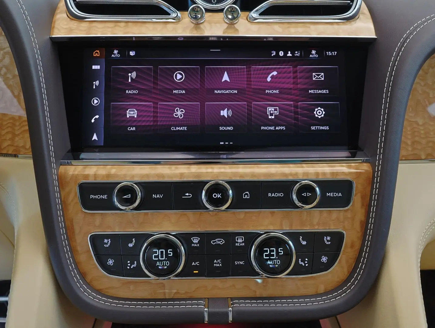 BENTLEY Bentayga Azure