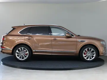 BENTLEY Bentayga Azure