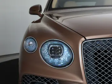 BENTLEY Bentayga Azure